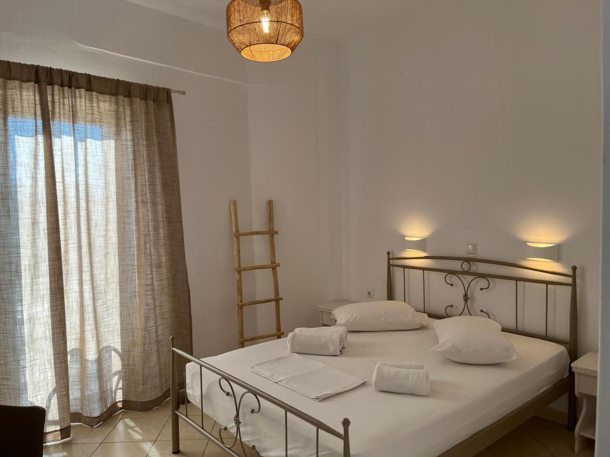 Hotel Chrisoula Antiparos Buitenkant foto